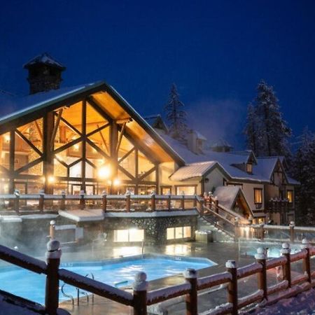 Lizard Creek Lodge เฟอร์นี ภายนอก รูปภาพ