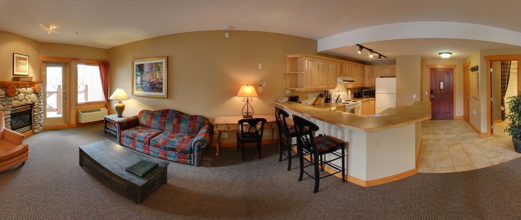 Lizard Creek Lodge เฟอร์นี ภายนอก รูปภาพ