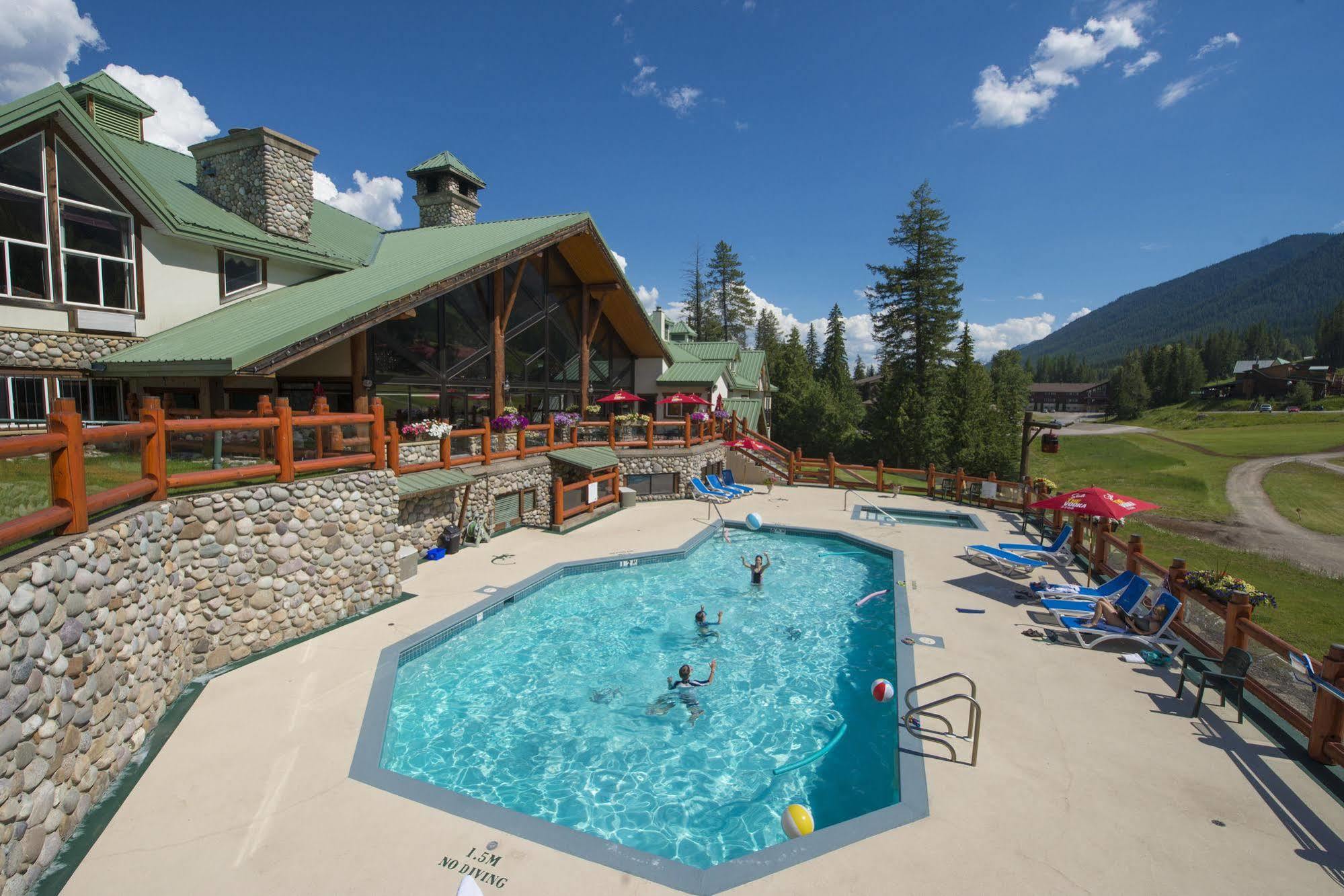 Lizard Creek Lodge เฟอร์นี ภายนอก รูปภาพ